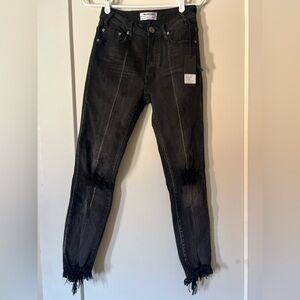 One Teaspoon Freebirds Black Ankle Cropped Jeans stretched hip to hip 14"